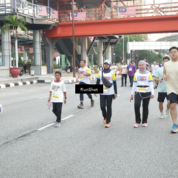 Runner Photo 4592167