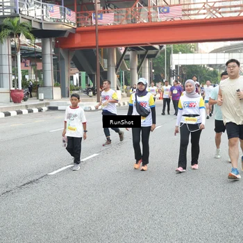Runner Photo 4592185