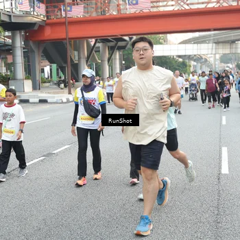 Runner Photo 4592275