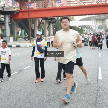 Runner Photo 4592309