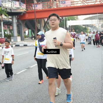 Runner Photo 4592311