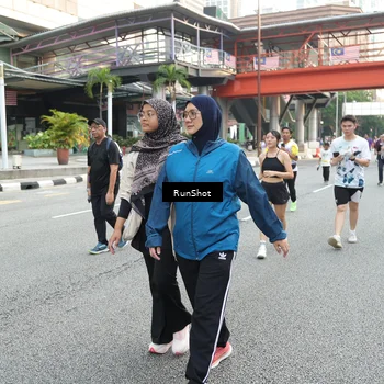 Runner Photo 4592344