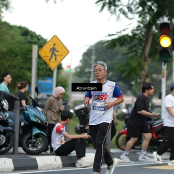 Runner Photo 4592360