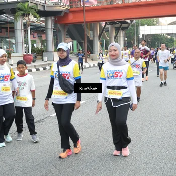 Runner Photo 4592385