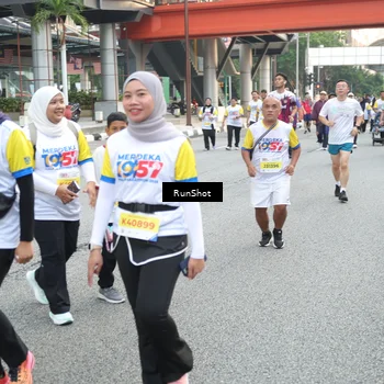 Runner Photo 4592422