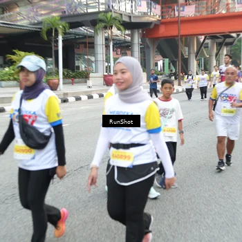 Runner Photo 4592443