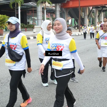 Runner Photo 4592448