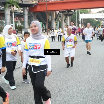 Runner Photo 4592460