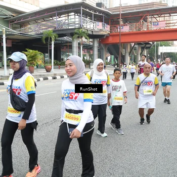 Runner Photo 4592469