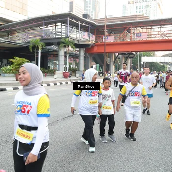 Runner Photo 4592488