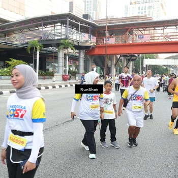 Runner Photo 4592491