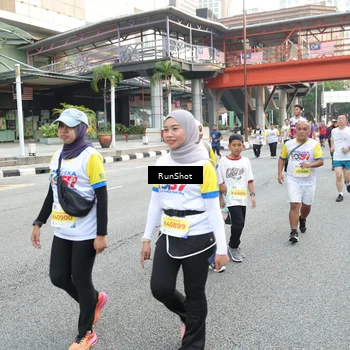 Runner Photo 4592514