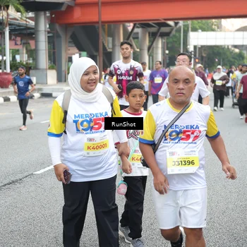 Runner Photo 4592518
