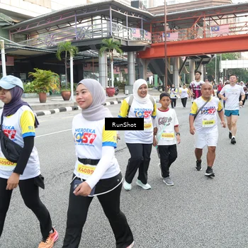 Runner Photo 4592520