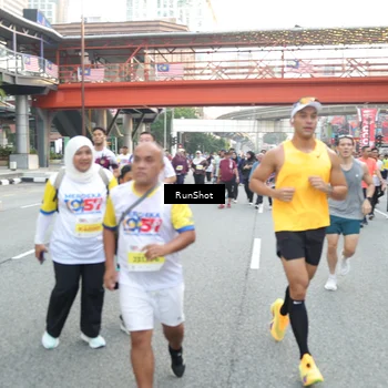 Runner Photo 4592532