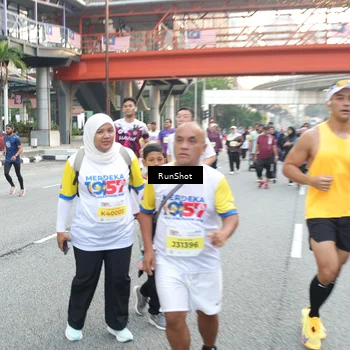 Runner Photo 4592540