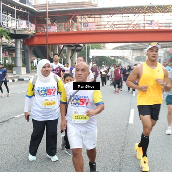 Runner Photo 4592559