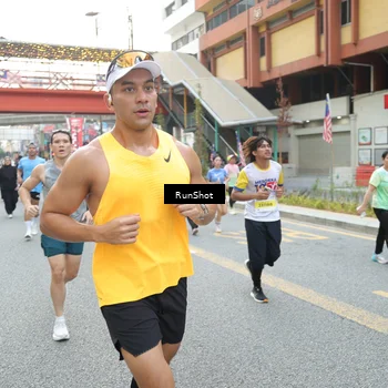 Runner Photo 4592583