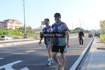 Runner Photo 4592602