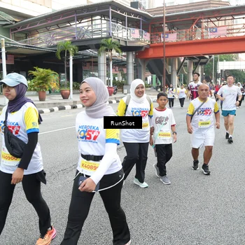 Runner Photo 4592631