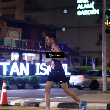 Runner Photo 4592635