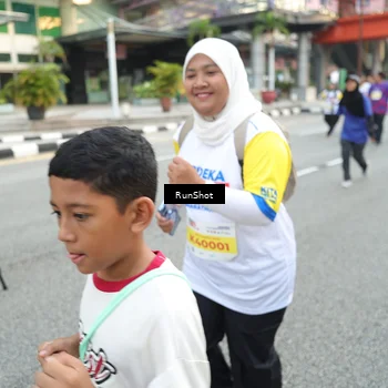 Runner Photo 4592714