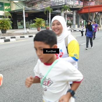 Runner Photo 4592724