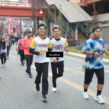 Runner Photo 4592934