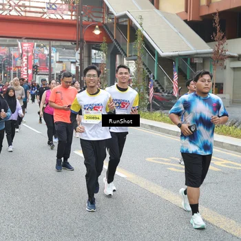 Runner Photo 4592936