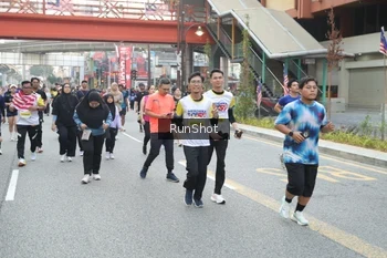 Runner Photo 4592953