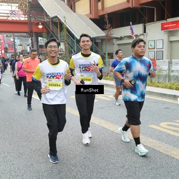 Runner Photo 4592998