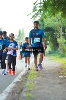 Runner Photo 4593160