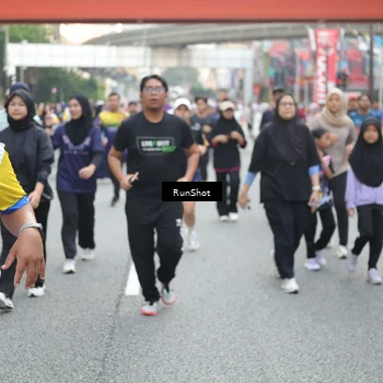 Runner Photo 4593185