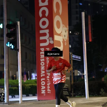 Runner Photo 4593193