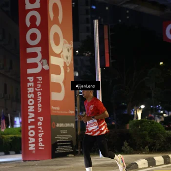 Runner Photo 4593200