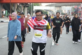 Runner Photo 4593253