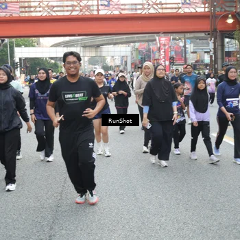 Runner Photo 4593332