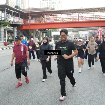 Runner Photo 4593344