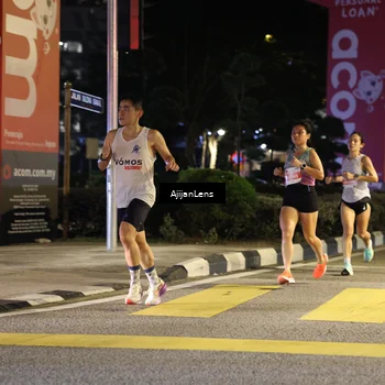 Runner Photo 4593374