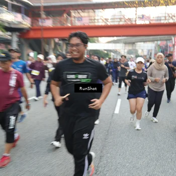 Runner Photo 4593382