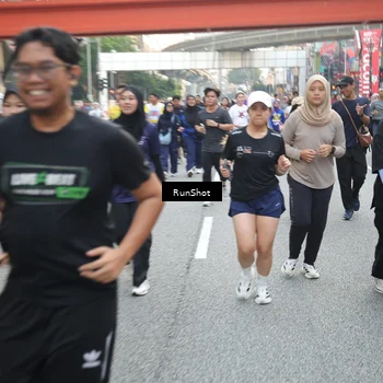 Runner Photo 4593402