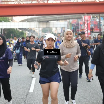 Runner Photo 4593435