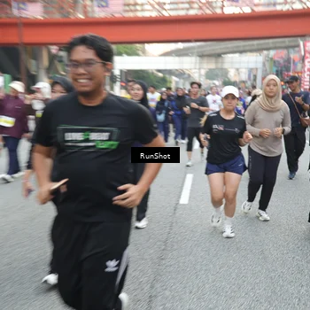 Runner Photo 4593468