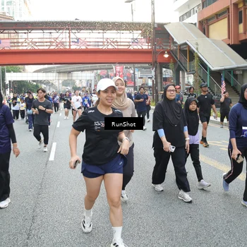 Runner Photo 4593492