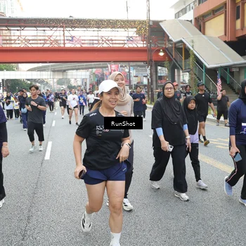 Runner Photo 4593536