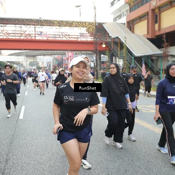 Runner Photo 4593543