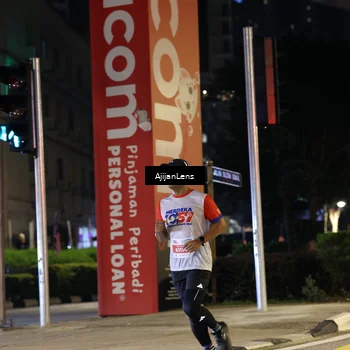 Runner Photo 4593563