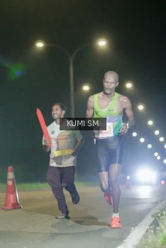 Runner Photo 4593645