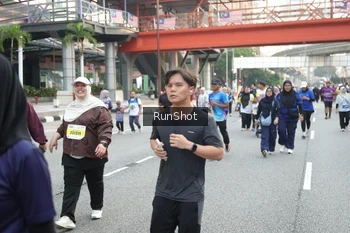 Runner Photo 4593694