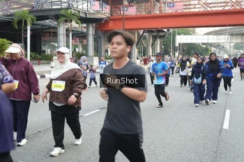 Runner Photo 4593711
